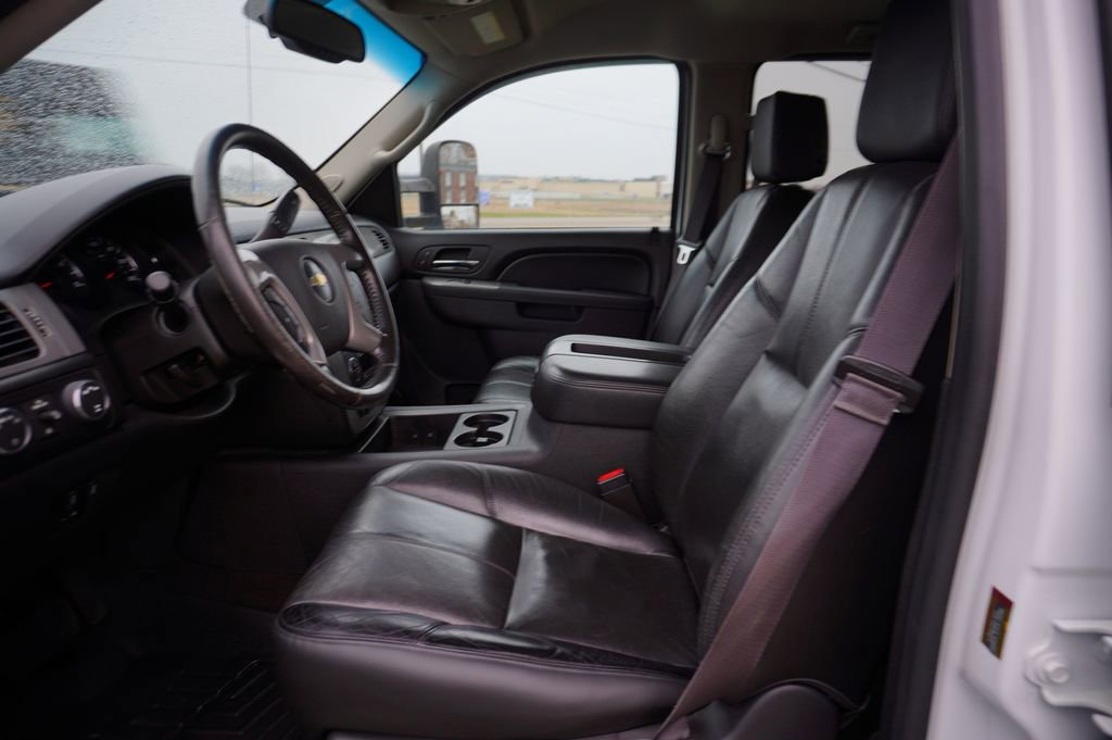 Used 2014 Chevrolet Silverado 2500 LTZ image 19
