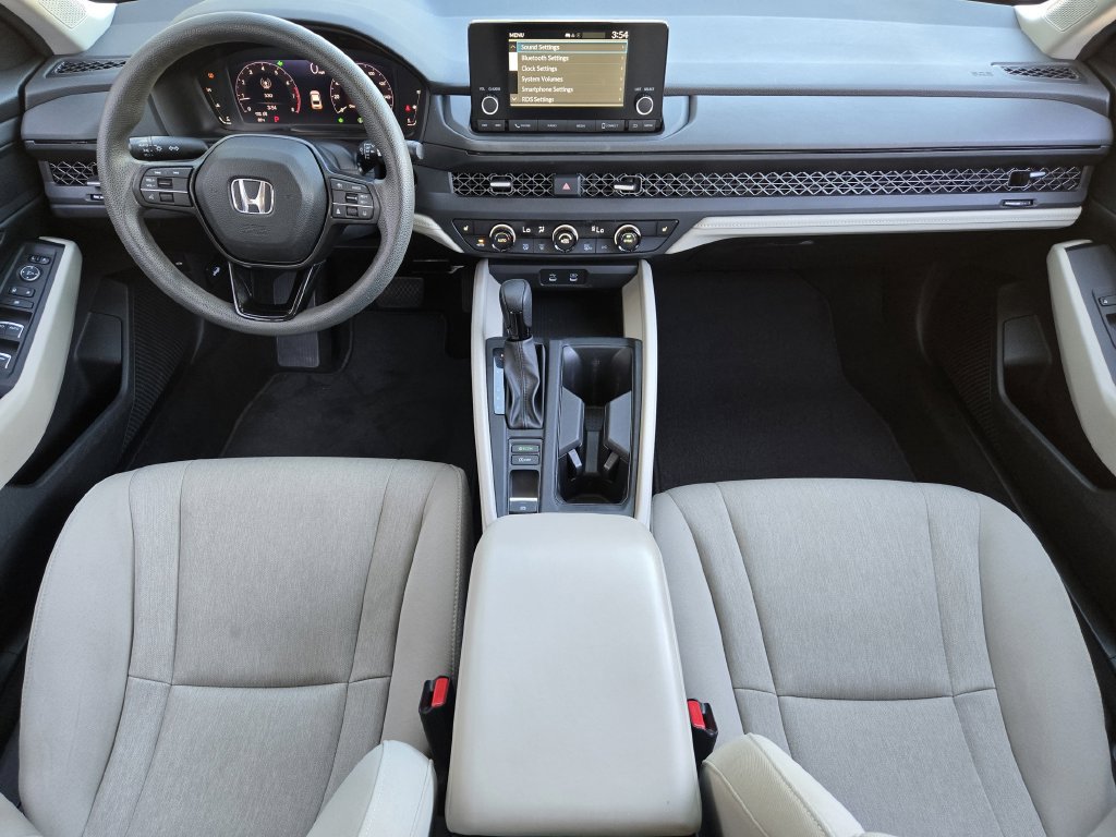 Used 2023 Honda Accord EX image 23