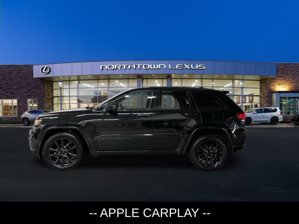 Used 2020 Jeep Grand Cherokee Altitude image 2