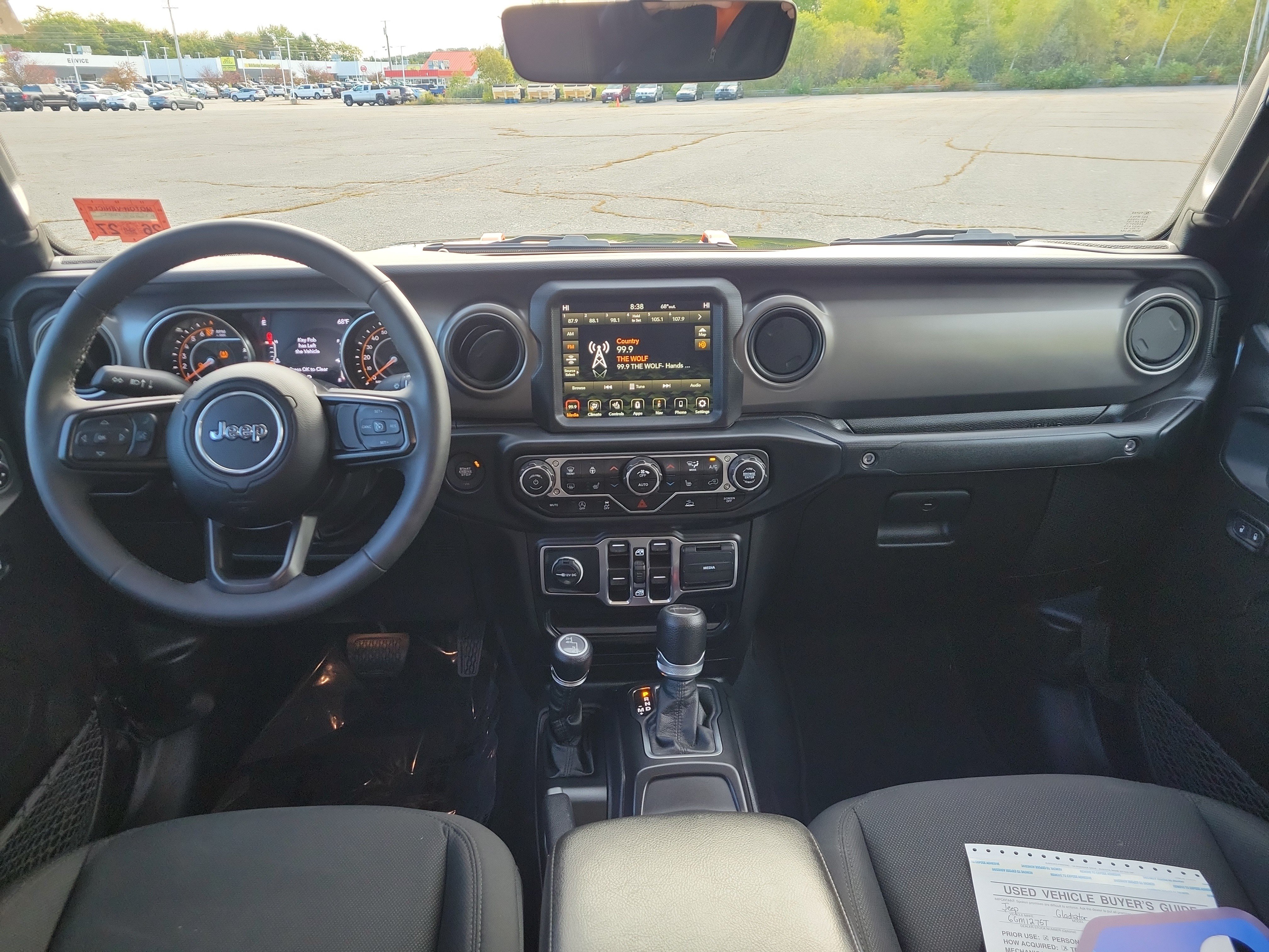 Used 2023 Jeep Gladiator Sport AWD/4WD image 18