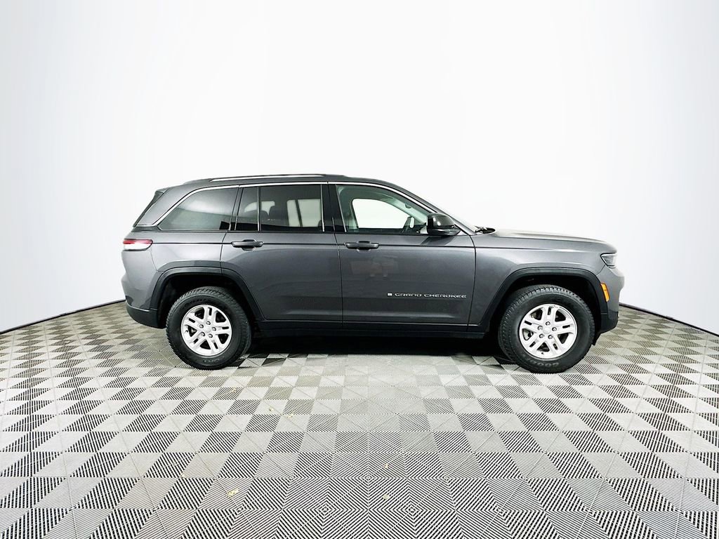 Certified 2023 Jeep Grand Cherokee Laredo image 13