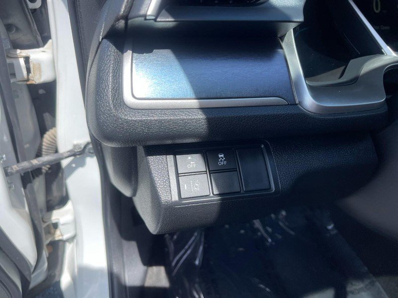 Used 2017 Honda Civic Touring image 22