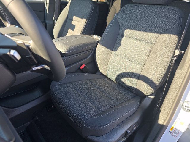 New 2027 Chevrolet Traverse LT w/ Driver Confidence Package FWD image 22