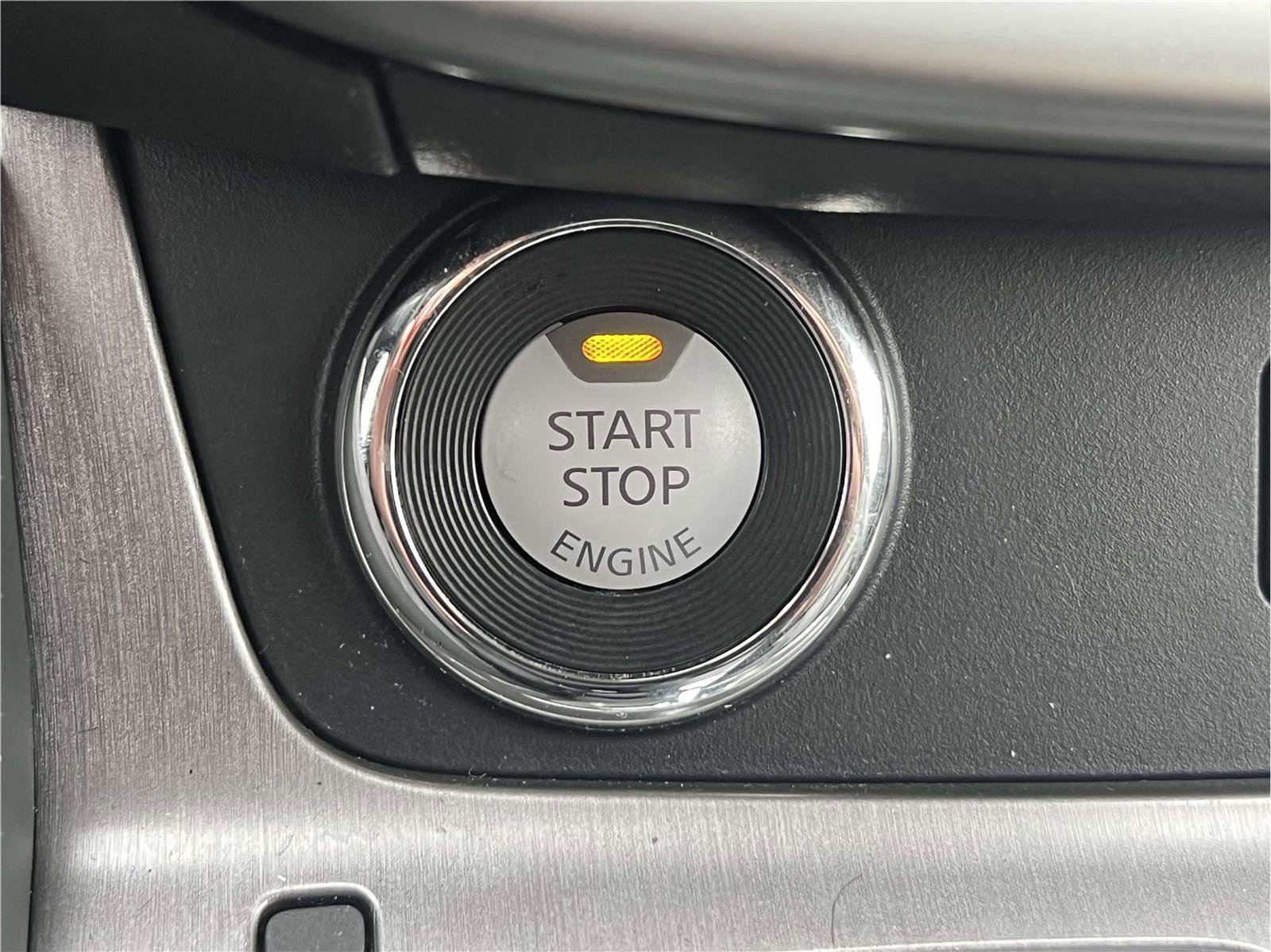 Certified 2024 Nissan Murano SV image 28