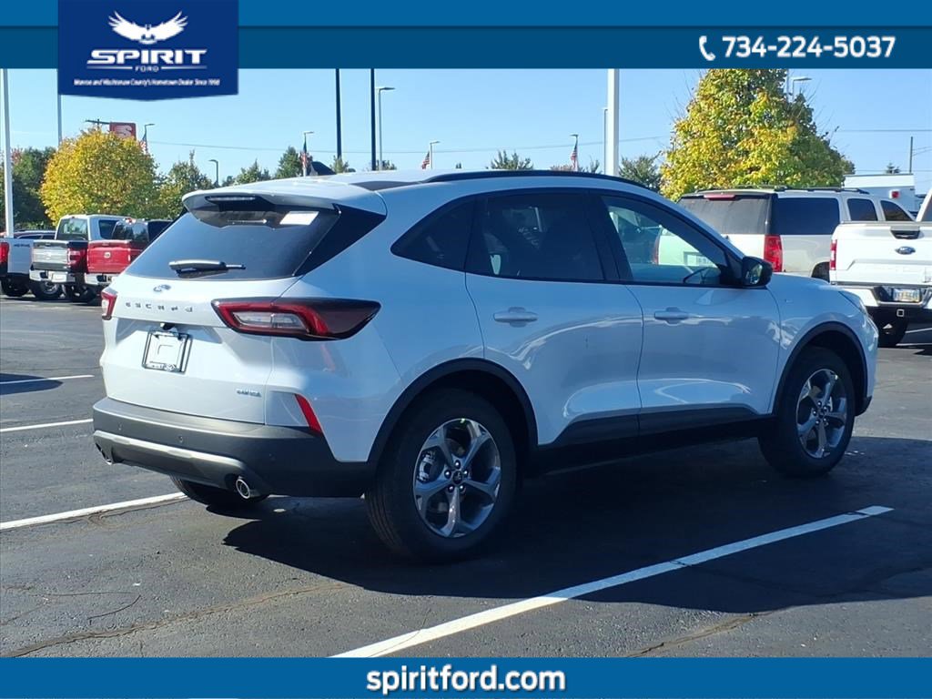 New 2026 Ford Escape ST-Line w/ Tech Pack #1 image 4