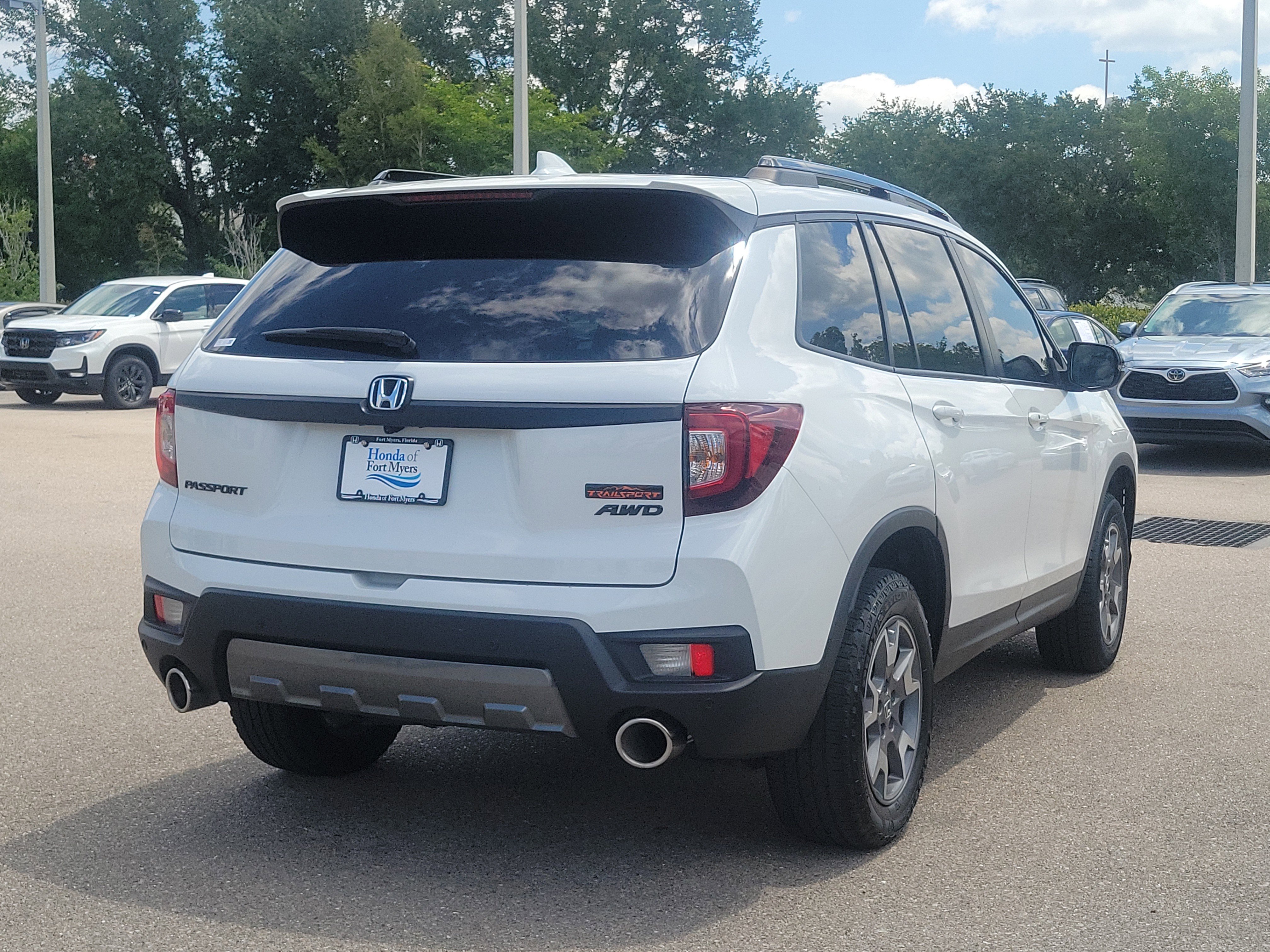 Used 2023 Honda Passport TrailSport image 4