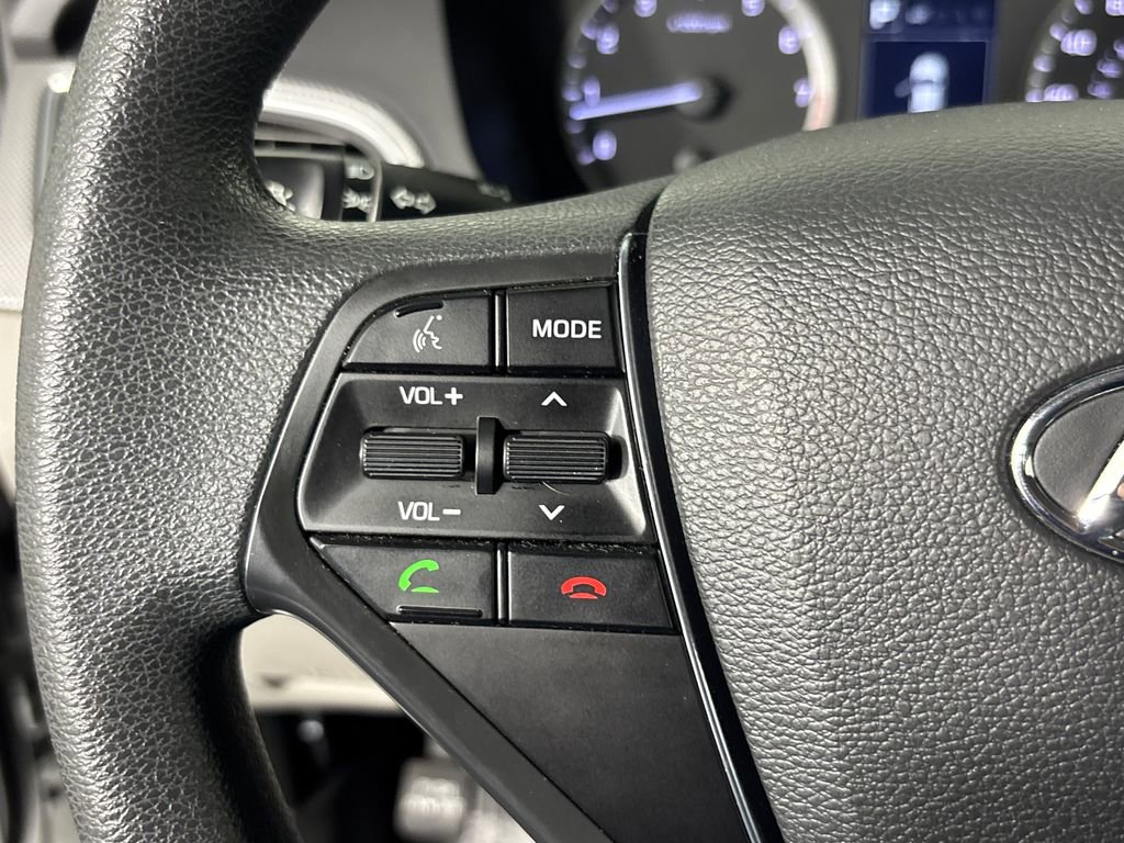 Used 2016 Hyundai Sonata SE image 13