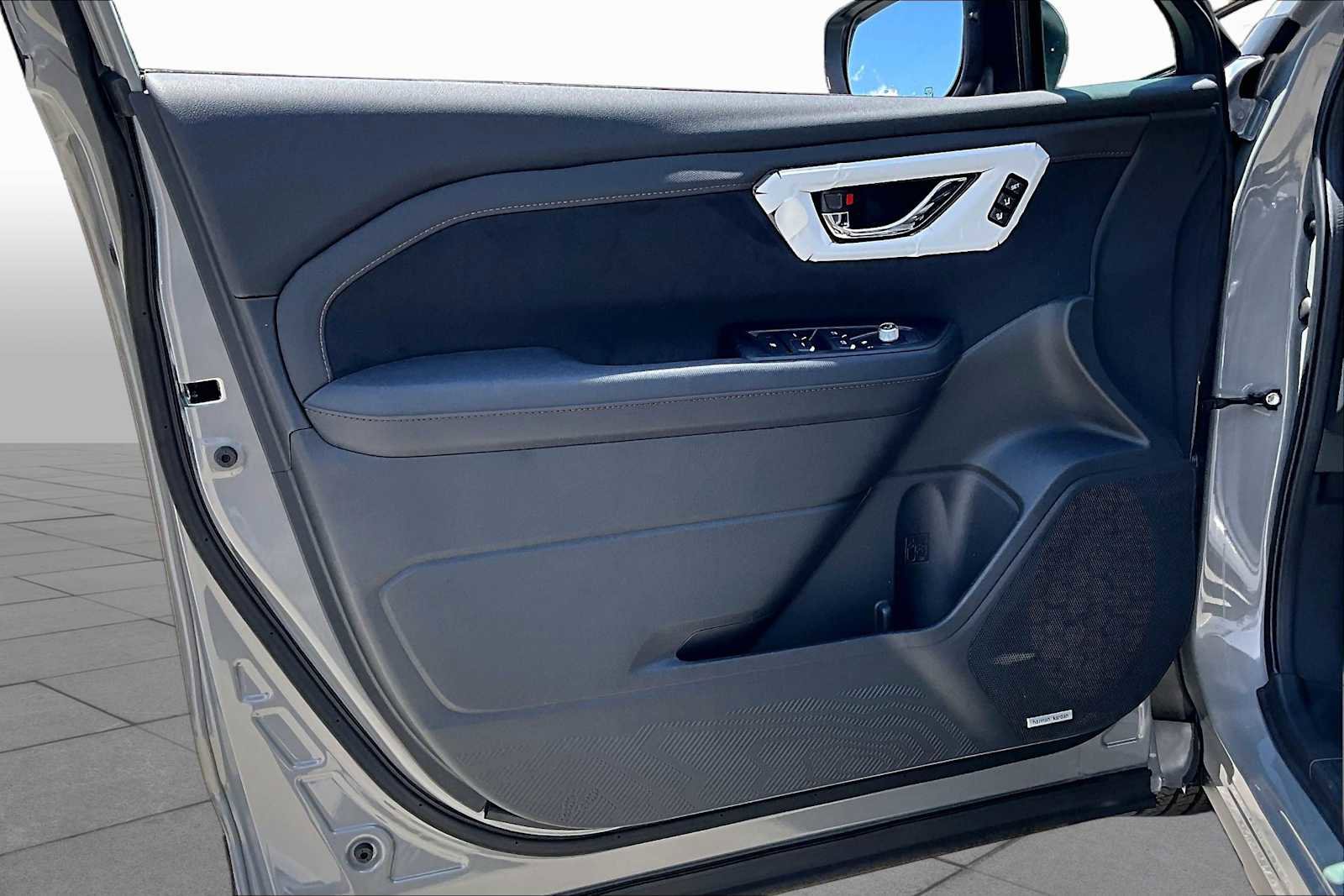 New 2026 Subaru Forester Touring AWD/4WD image 10
