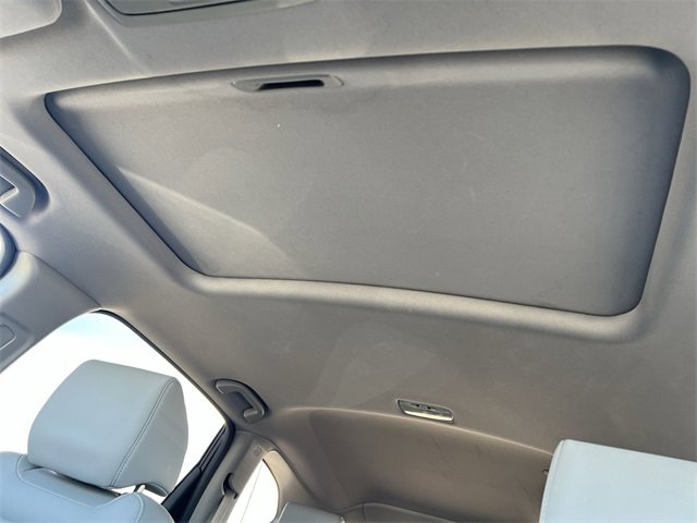 Used 2018 Honda CR-V Touring image 11