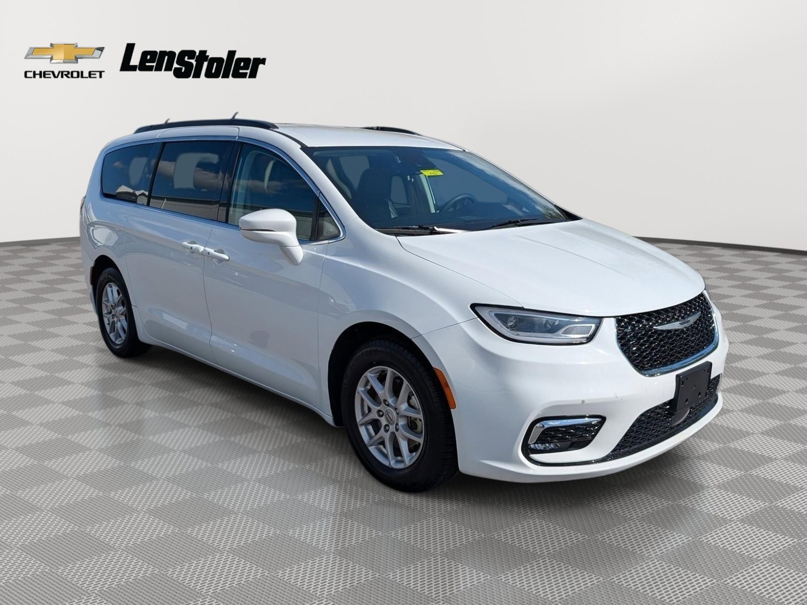 Used 2022 Chrysler Pacifica Touring-L FWD image 7