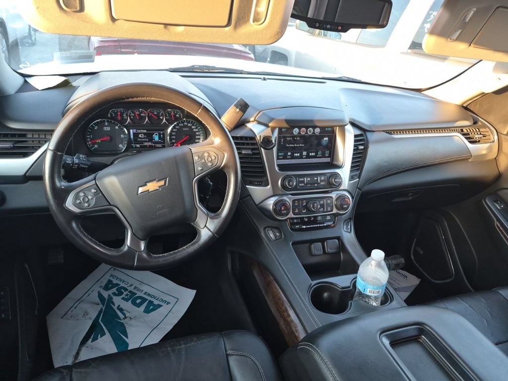 Used 2018 Chevrolet Suburban LT RWD image 5