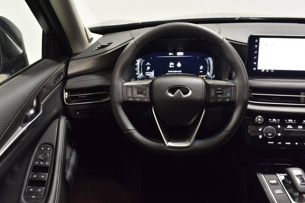 New 2026 INFINITI QX60 Luxe w/ Family Package image 12