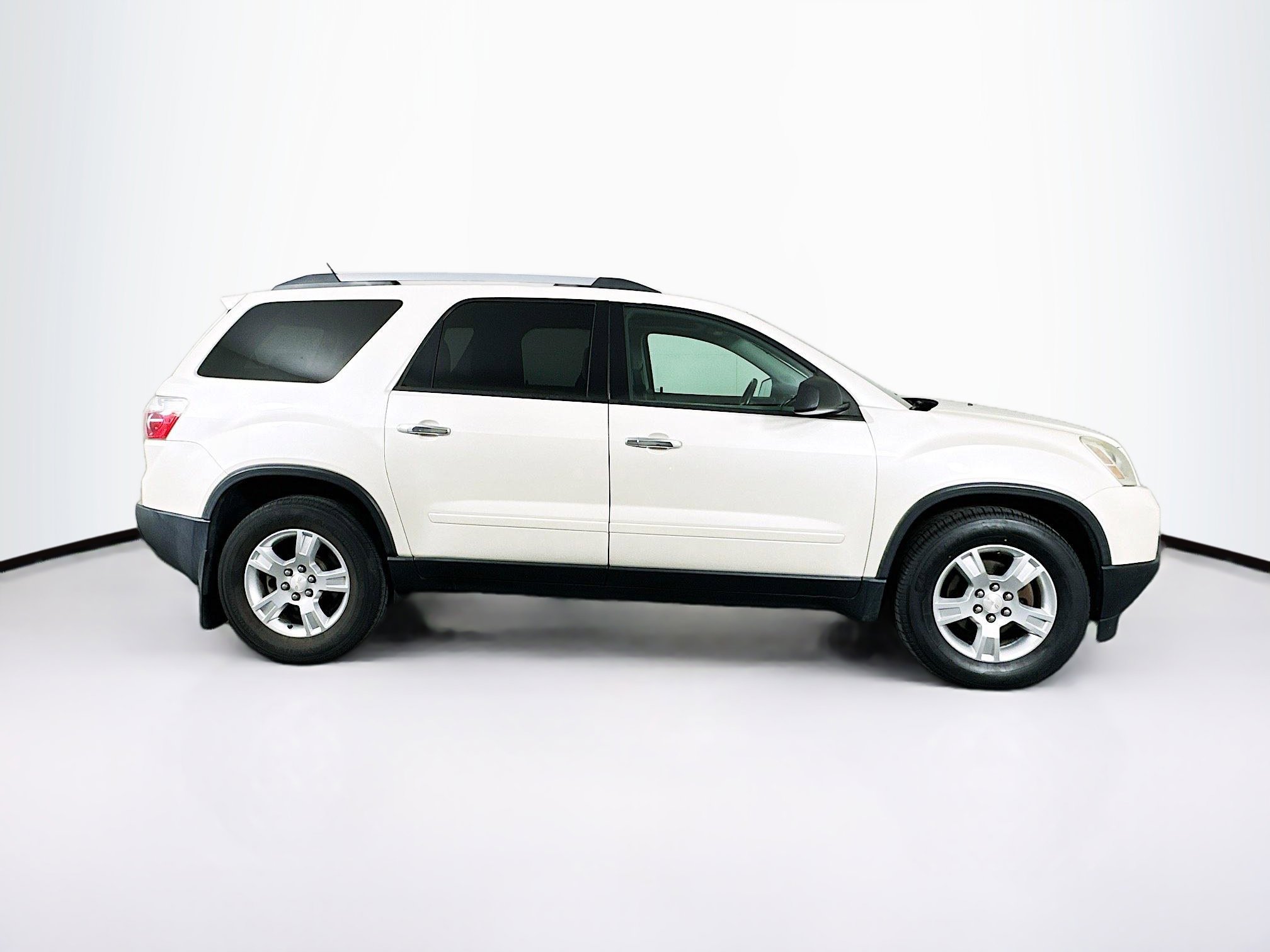 Used 2012 GMC Acadia SLE image 10