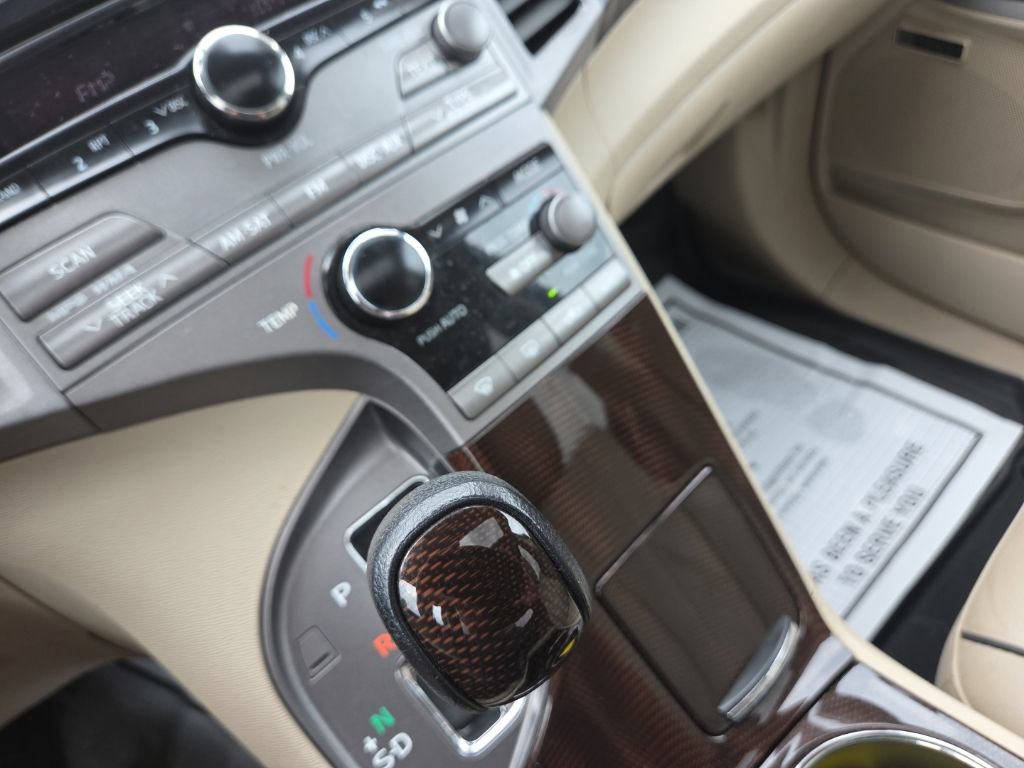 Used 2009 Toyota Venza AWD image 32