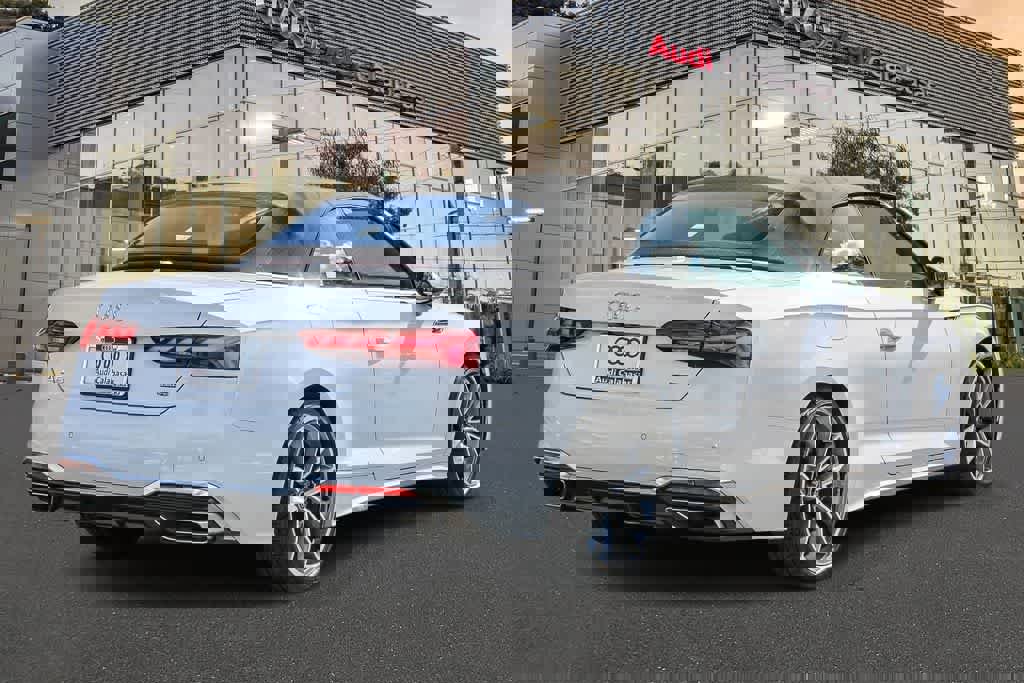 Used 2023 Audi A5 2.0T Premium Plus w/ Premium Plus AWD/4WD image 4