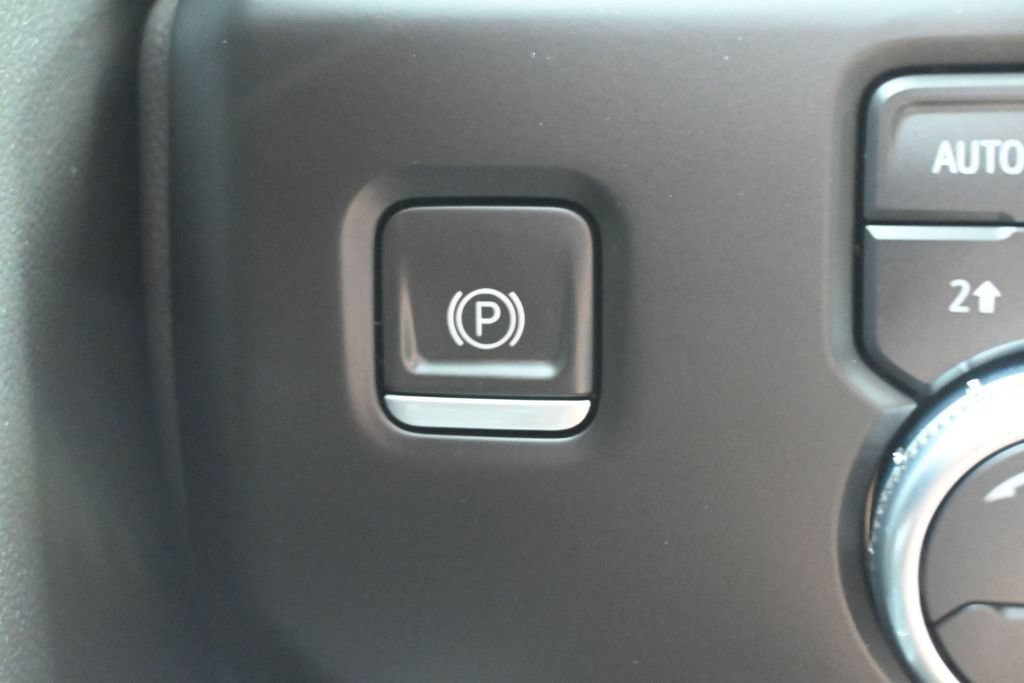 Used 2023 GMC Sierra 1500 Denali AWD/4WD image 24