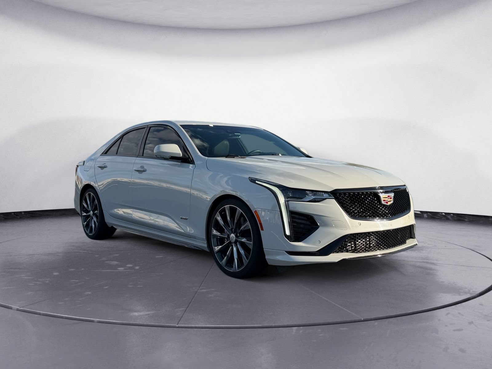 Used 2022 Cadillac CT4 V w/ Navigation Package RWD image 7