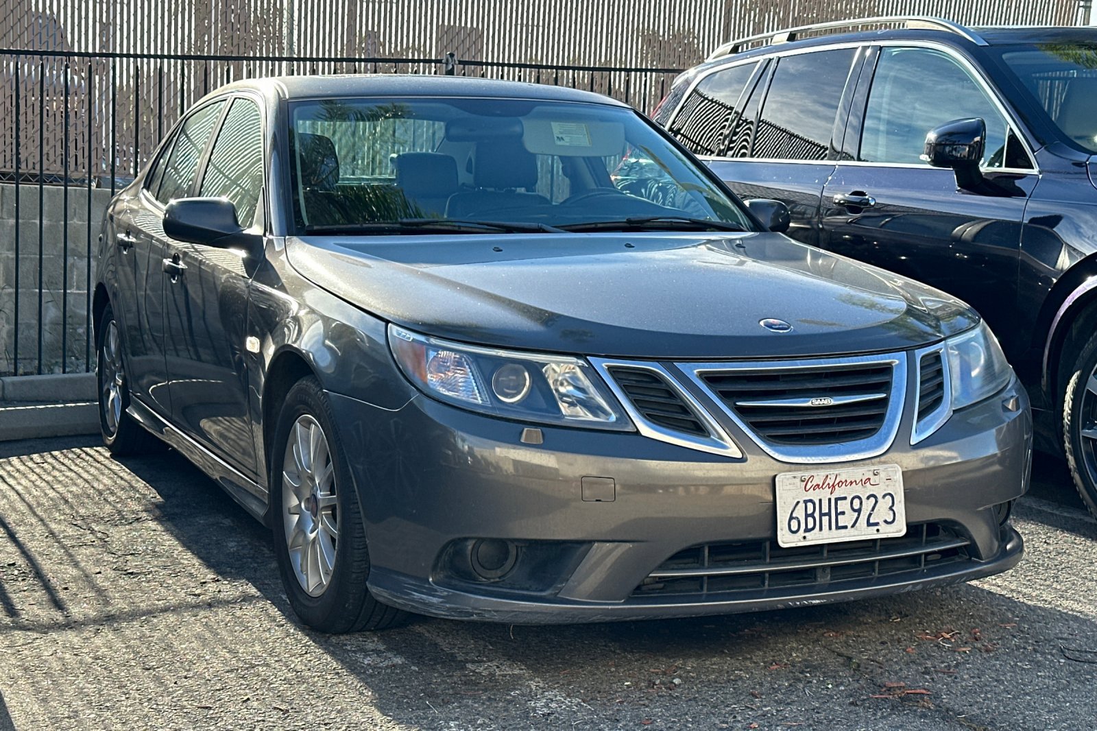 Used 2008 Saab 9-3 2.0T w/ Moonroof Package image 2