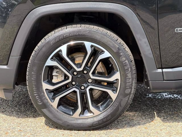 Certified 2023 Jeep Compass Limited AWD/4WD image 9
