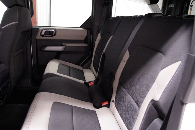 Used 2022 Ford Bronco Wildtrak image 16