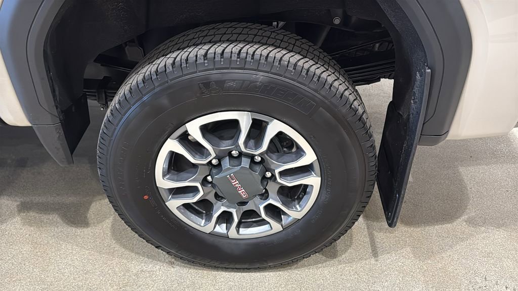 Used 2026 GMC Sierra 3500 SLE w/ SLE Value Package image 10