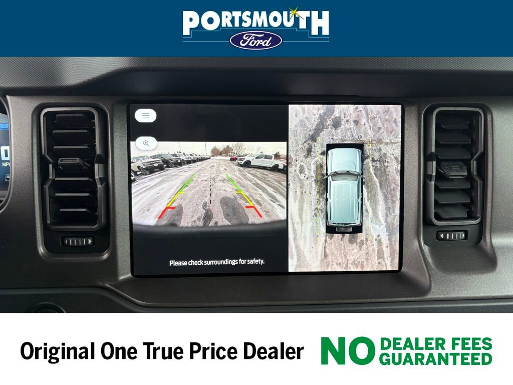 New 2025 Ford Bronco Badlands image 11