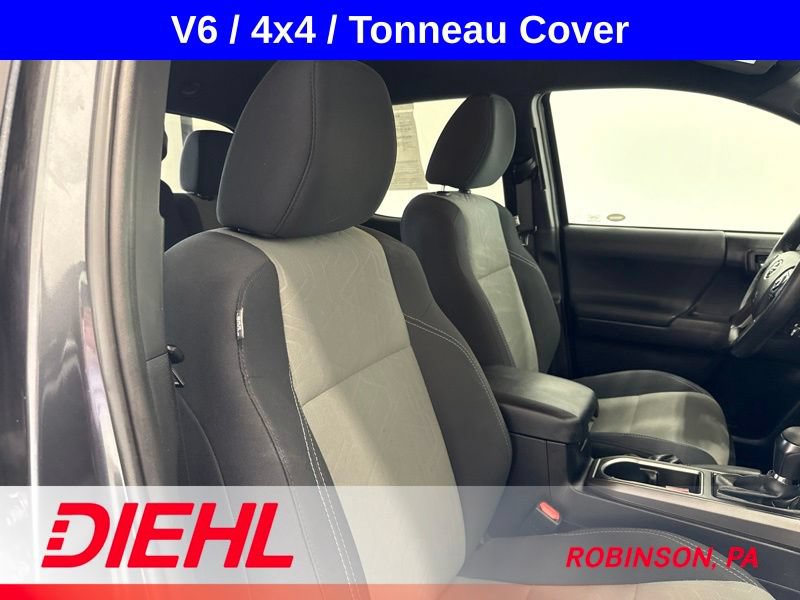 Used 2020 Toyota Tacoma TRD Sport AWD/4WD image 14