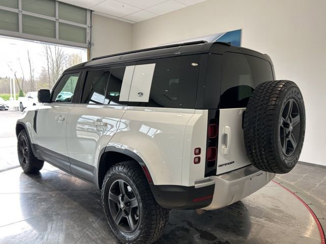 Used 2022 Land Rover Defender 110 AWD/4WD image 5