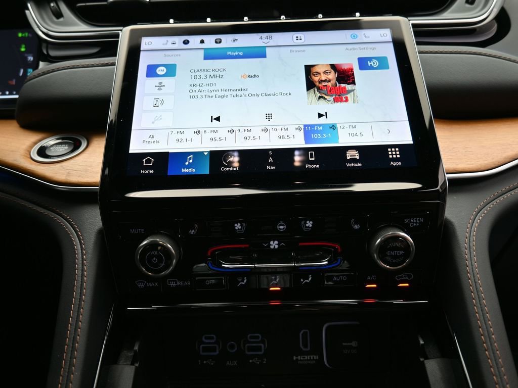 Used 2023 Jeep Grand Cherokee Summit image 33