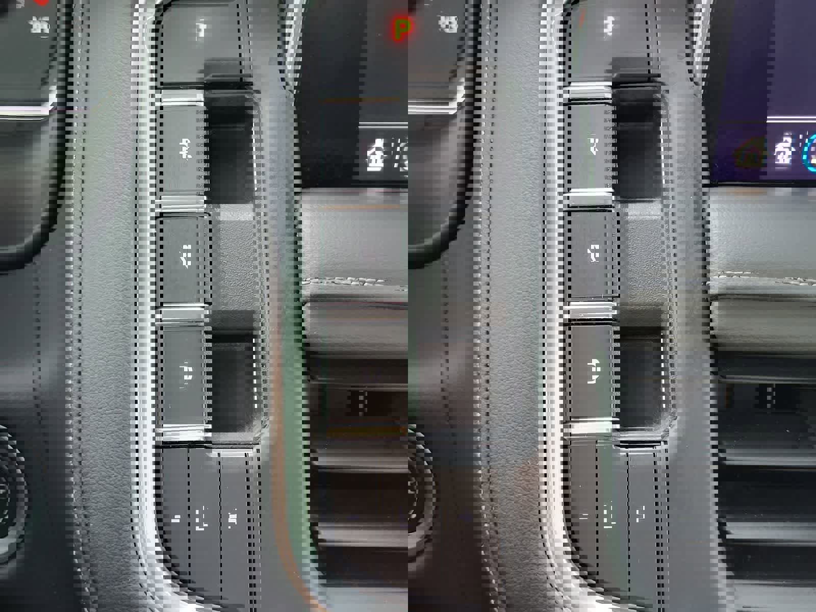 Used 2021 Chevrolet Tahoe Z71 w/ Luxury Package image 23