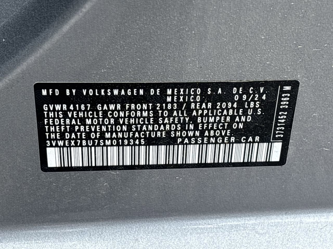 Used 2025 Volkswagen Jetta SE FWD image 31