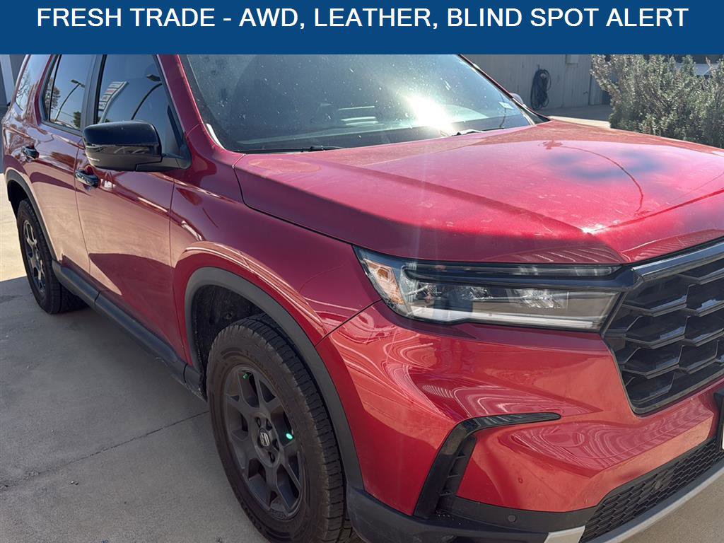 Used 2025 Honda Pilot TrailSport