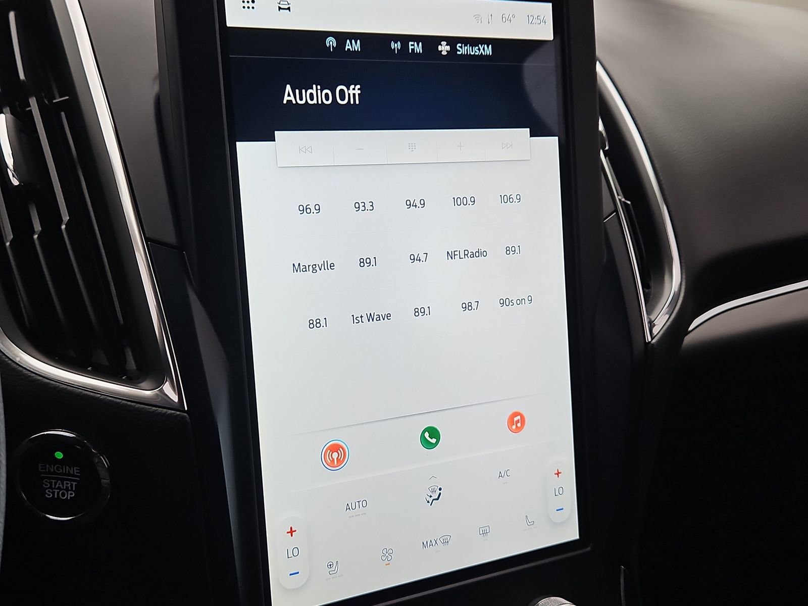 Used 2023 Ford Edge Titanium image 22