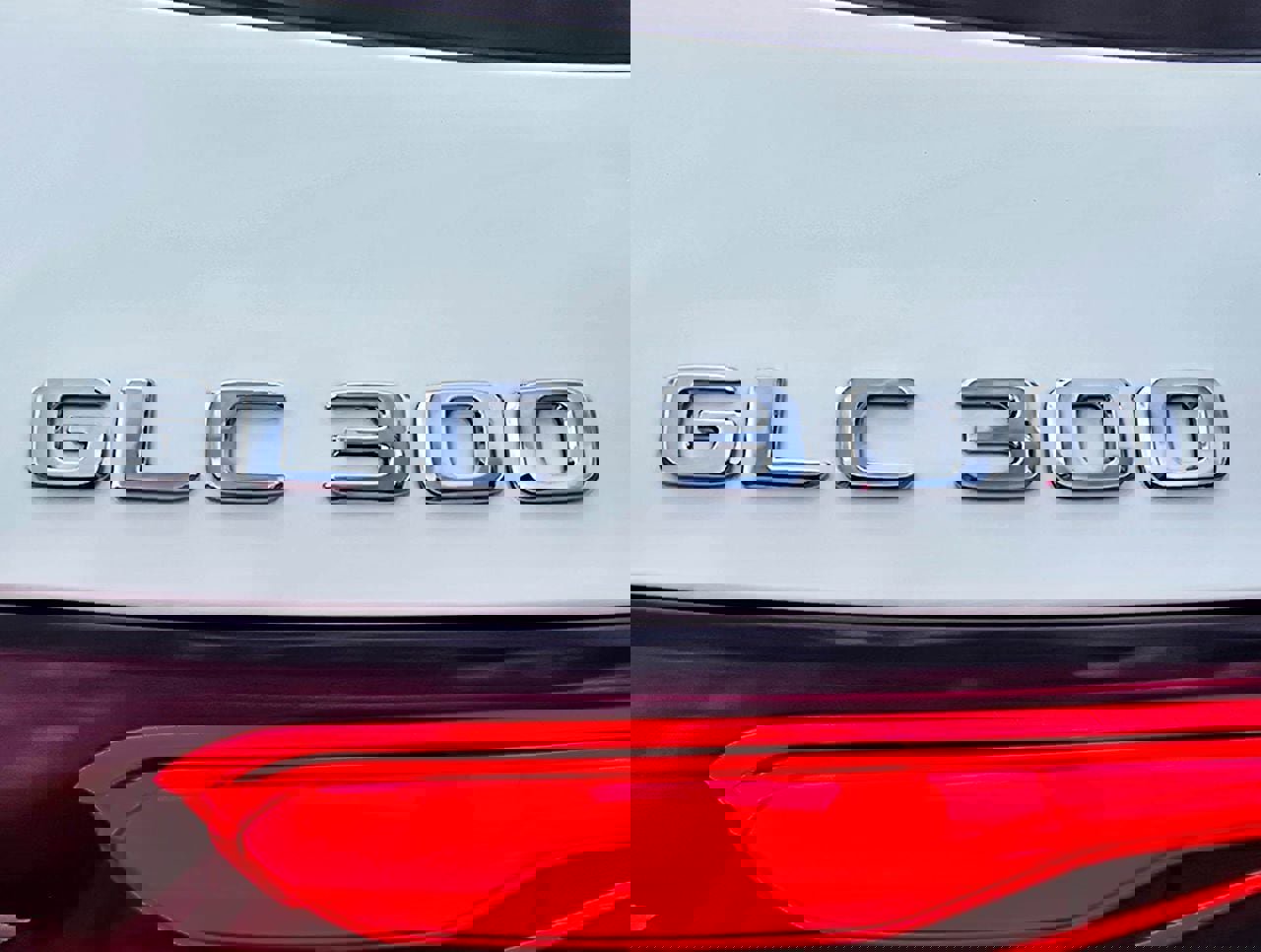 Used 2026 Mercedes-Benz GLC 300 4MATIC image 7