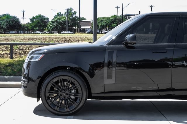 New 2026 Land Rover Range Rover SE AWD/4WD image 16