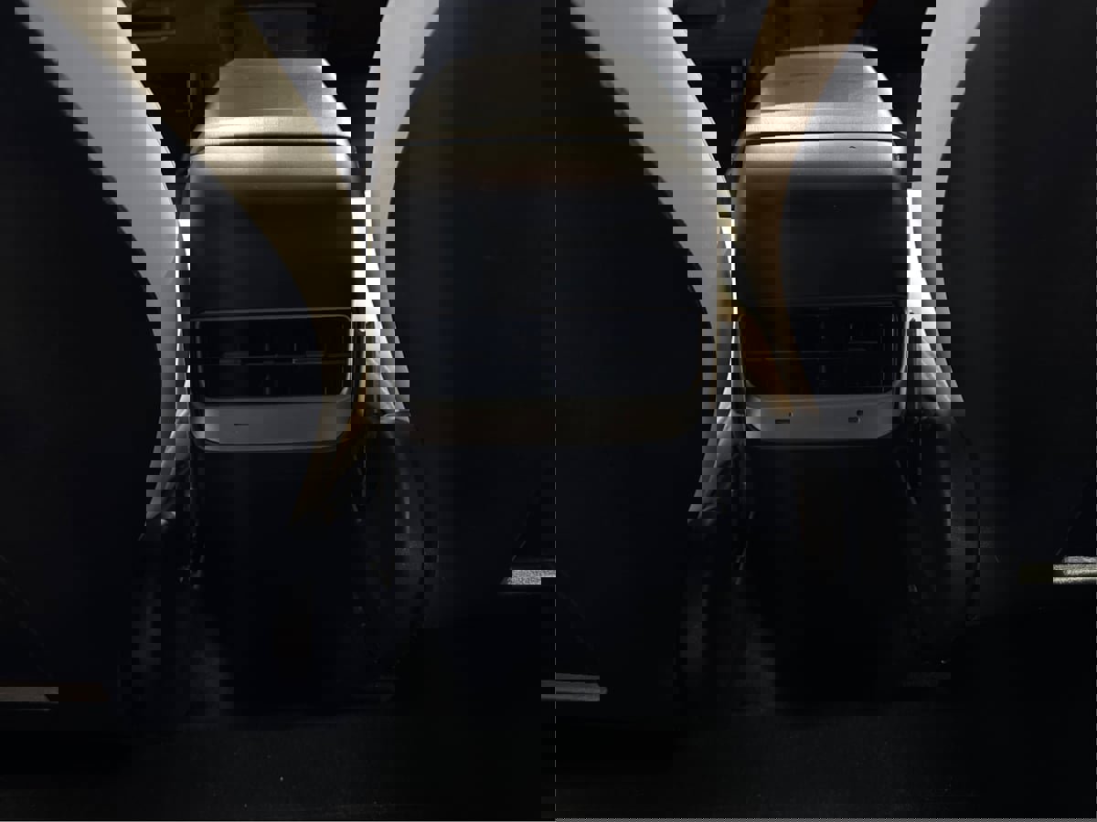 Used 2021 Tesla Model Y Long Range image 25