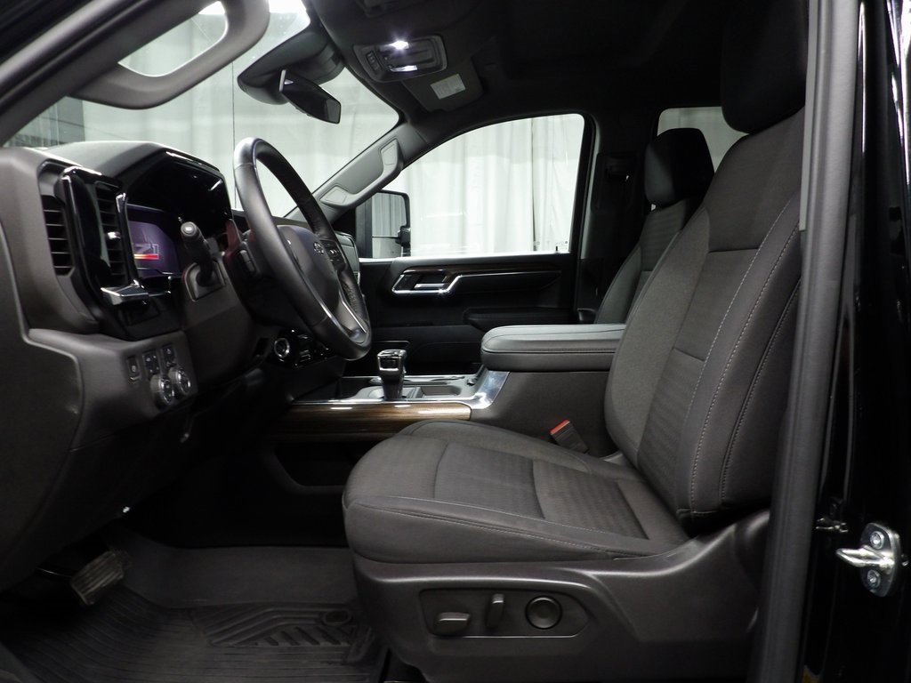 Used 2024 Chevrolet Silverado 1500 RST image 10