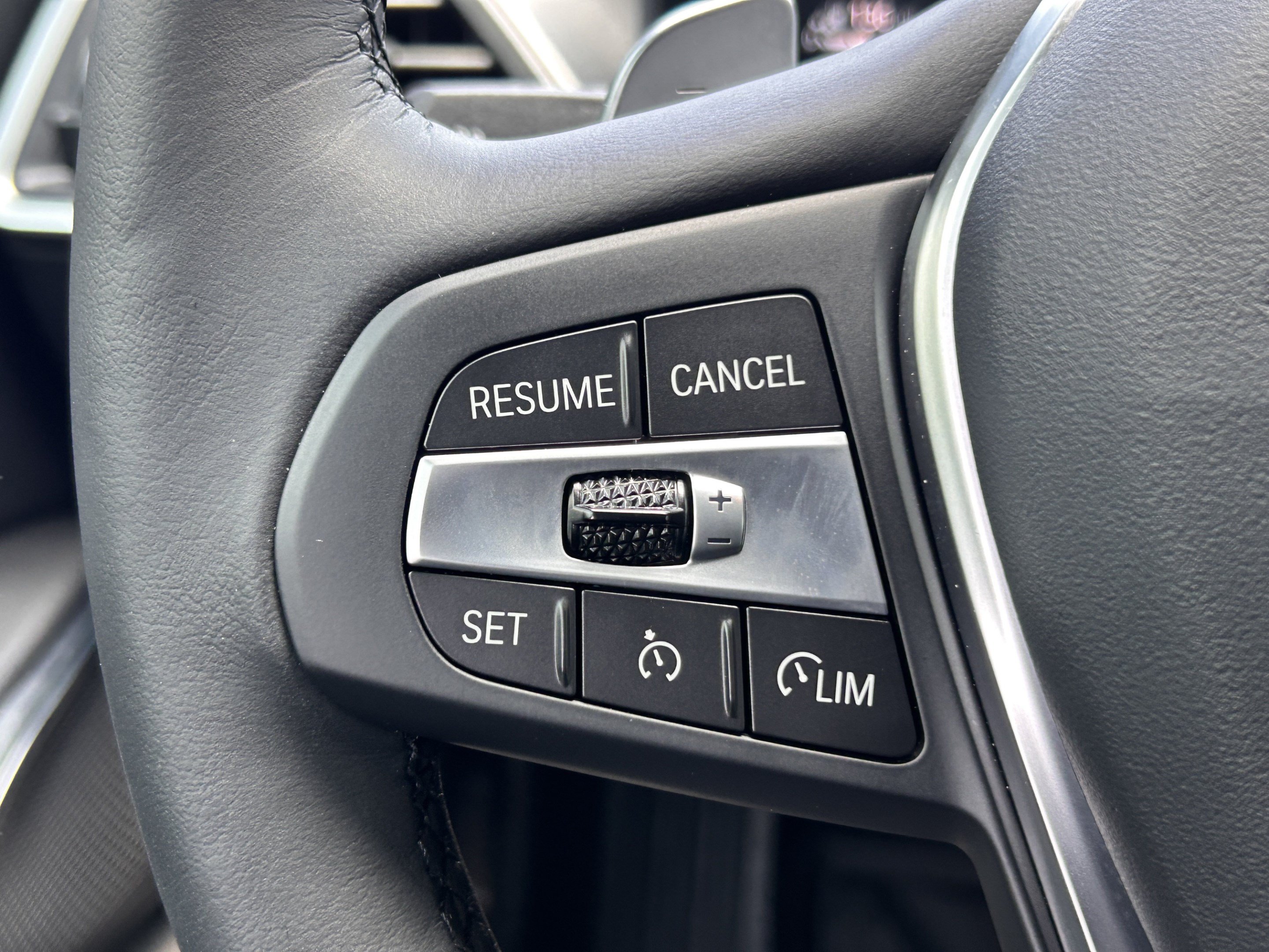 Used 2024 BMW 330e w/ Convenience Package RWD image 8