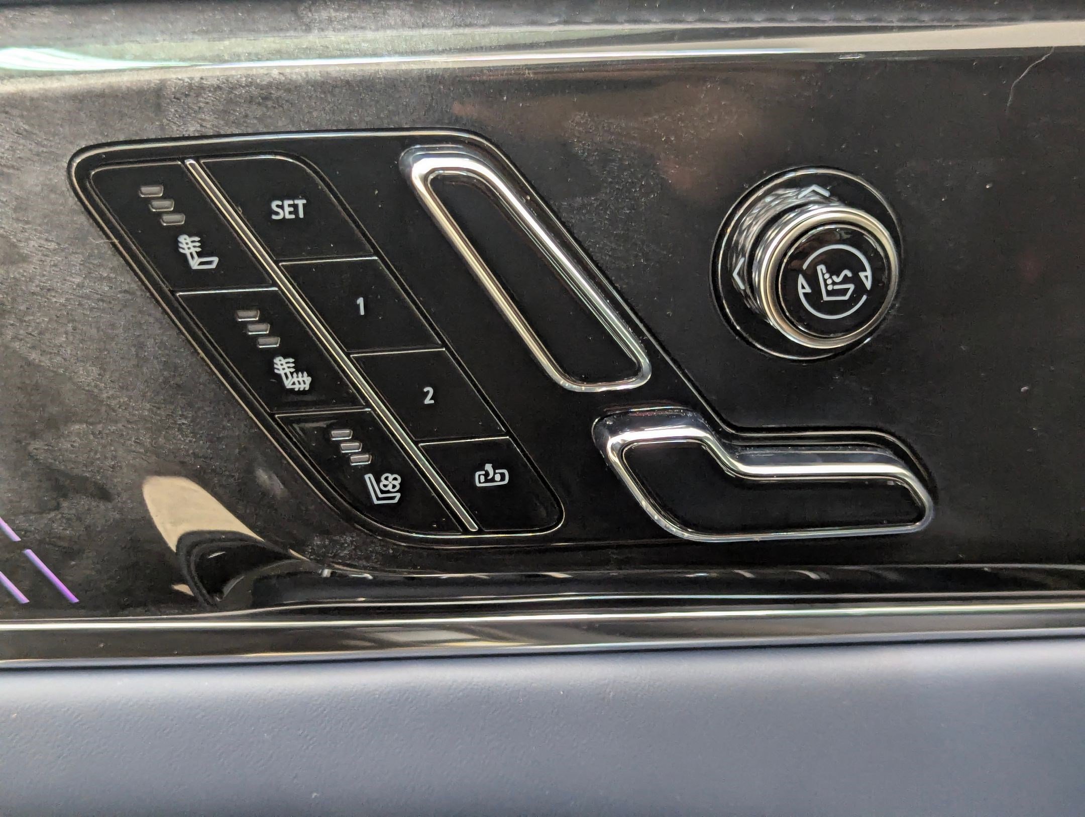 New 2026 Cadillac Escalade IQL Sport 2 image 25