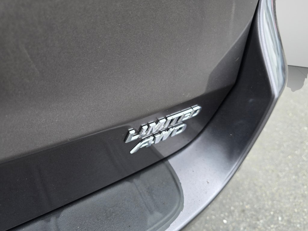 Used 2015 Toyota Sienna Limited Premium AWD/4WD image 38
