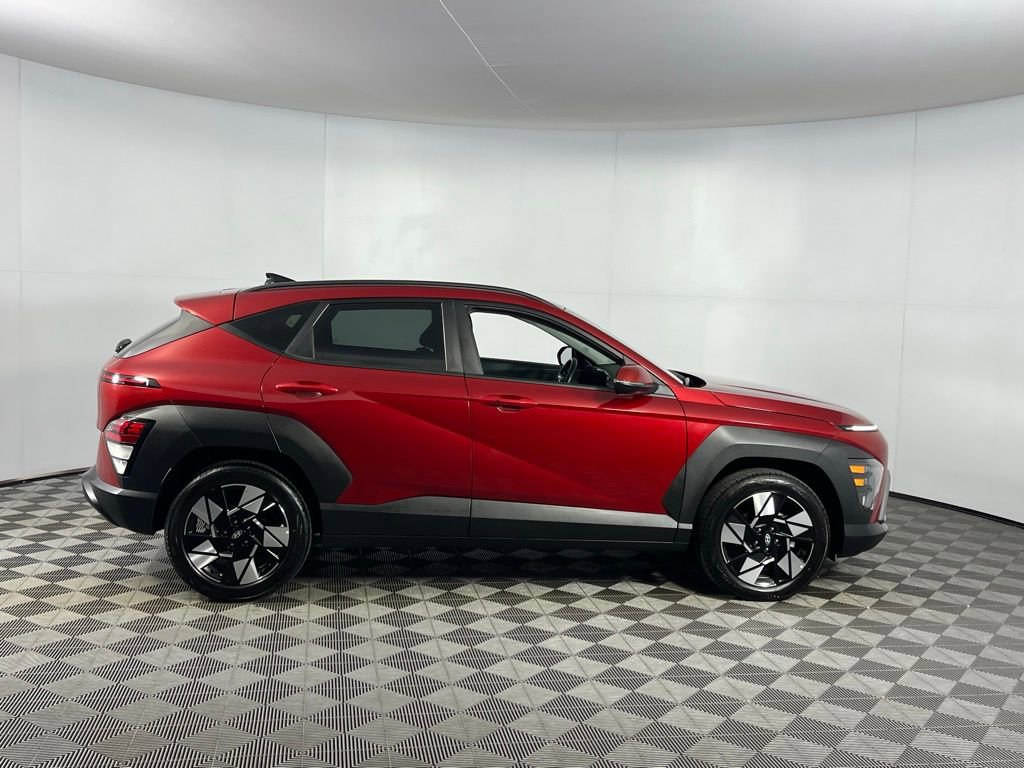 Used 2025 Hyundai Kona SEL image 13