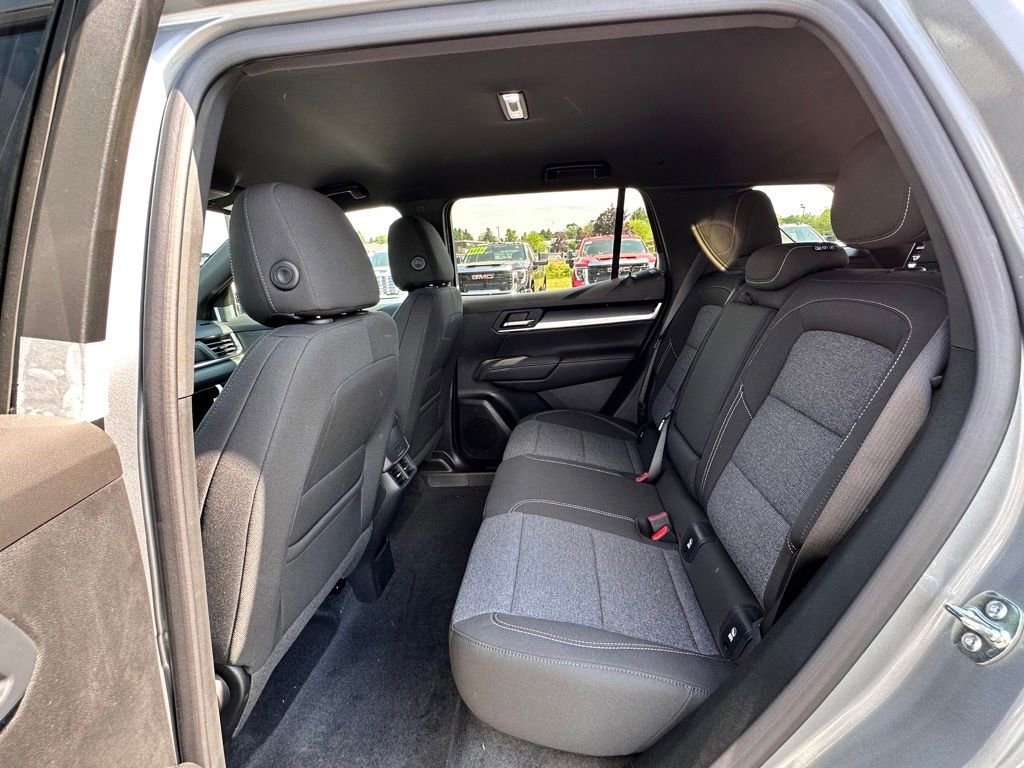 New 2026 GMC Terrain Elevation w/ Technology Package II AWD/4WD image 17