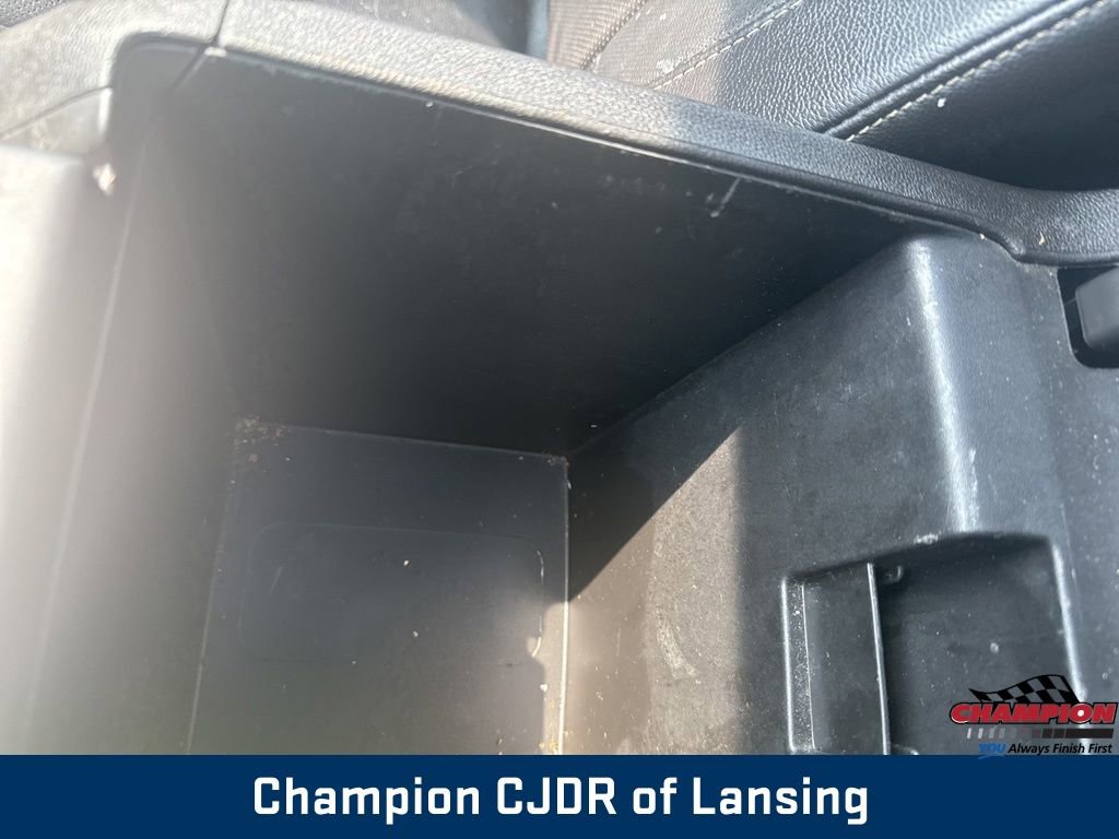 Used 2019 GMC Acadia SLT image 33