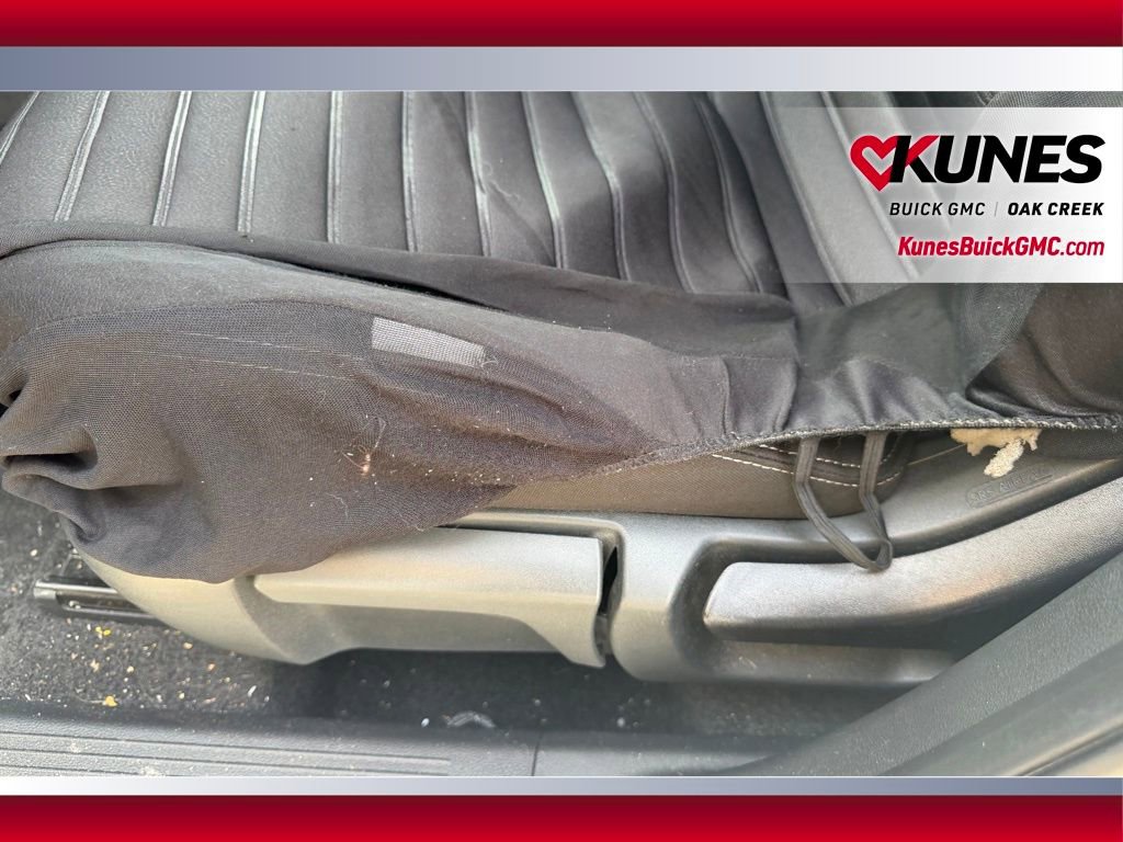 Used 2023 Nissan Rogue S AWD/4WD image 11