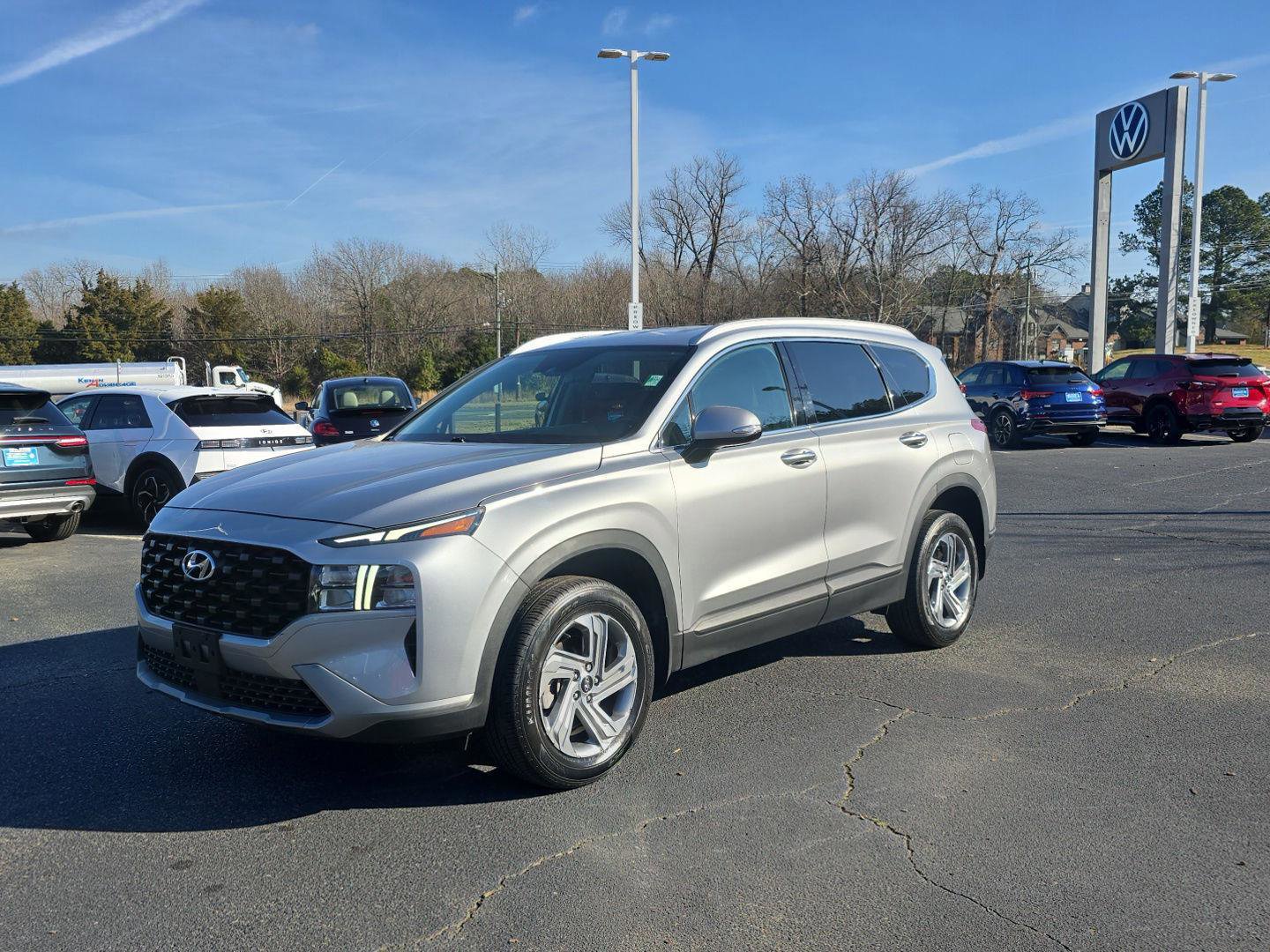 Used 2023 Hyundai Santa Fe SEL w/ Winter Weather Package image 3
