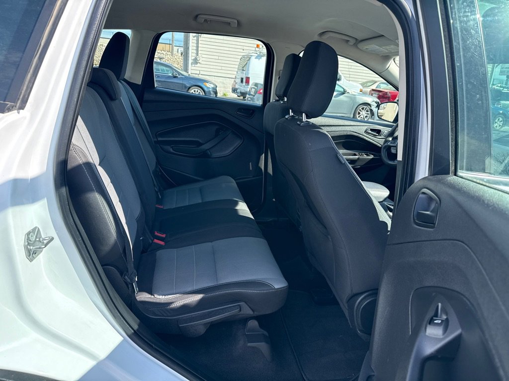 Used 2019 Ford Escape S image 12