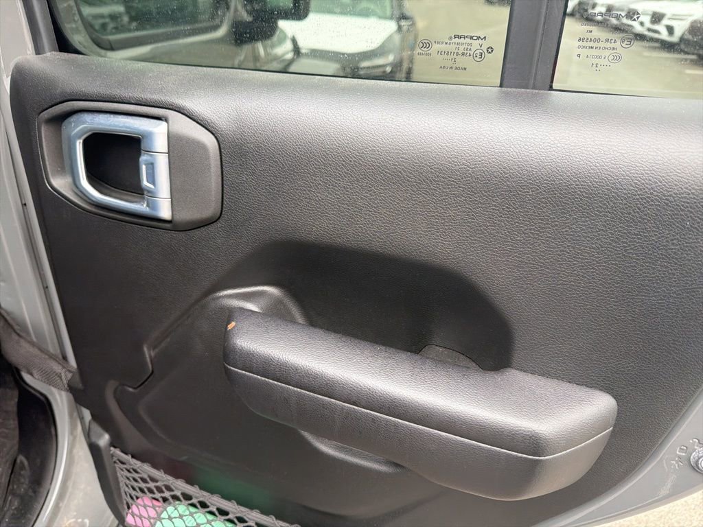 Used 2021 Jeep Wrangler Unlimited Sport image 12