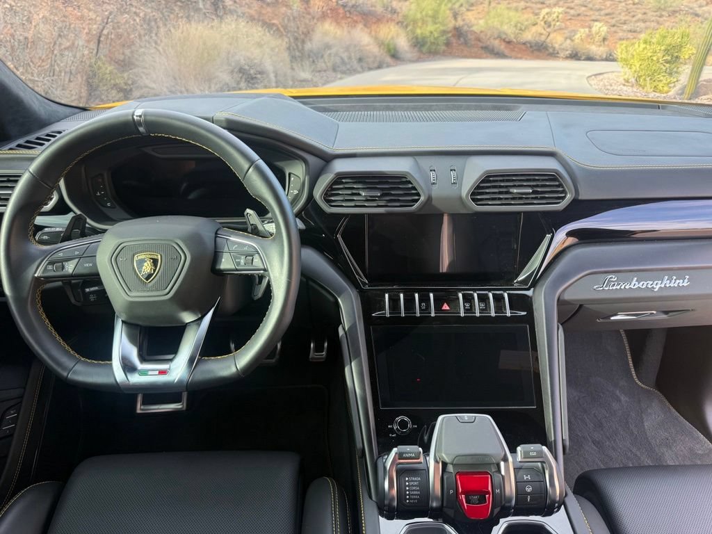 Used 2023 Lamborghini Urus S AWD/4WD image 22