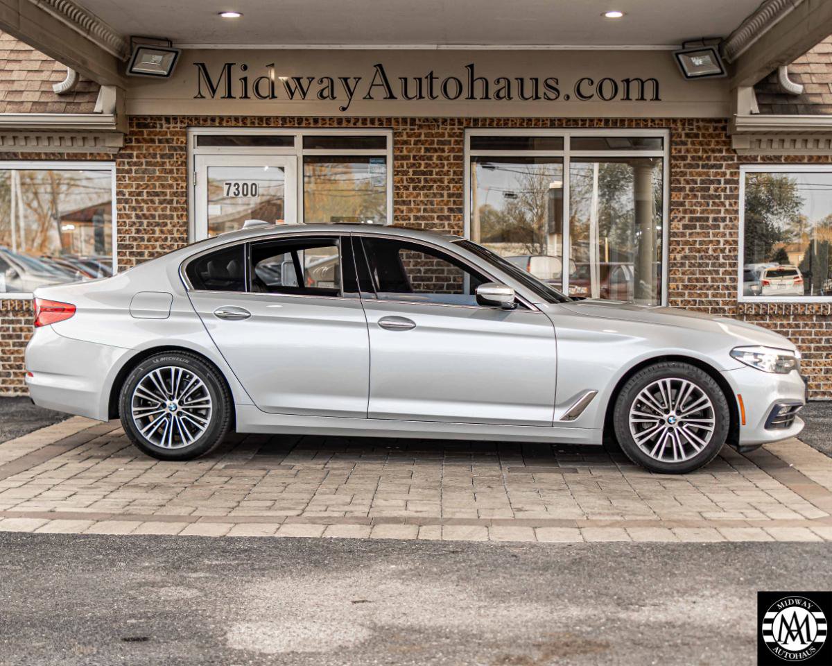 Used 2018 BMW 530i xDrive w/ Premium Package AWD/4WD image 6