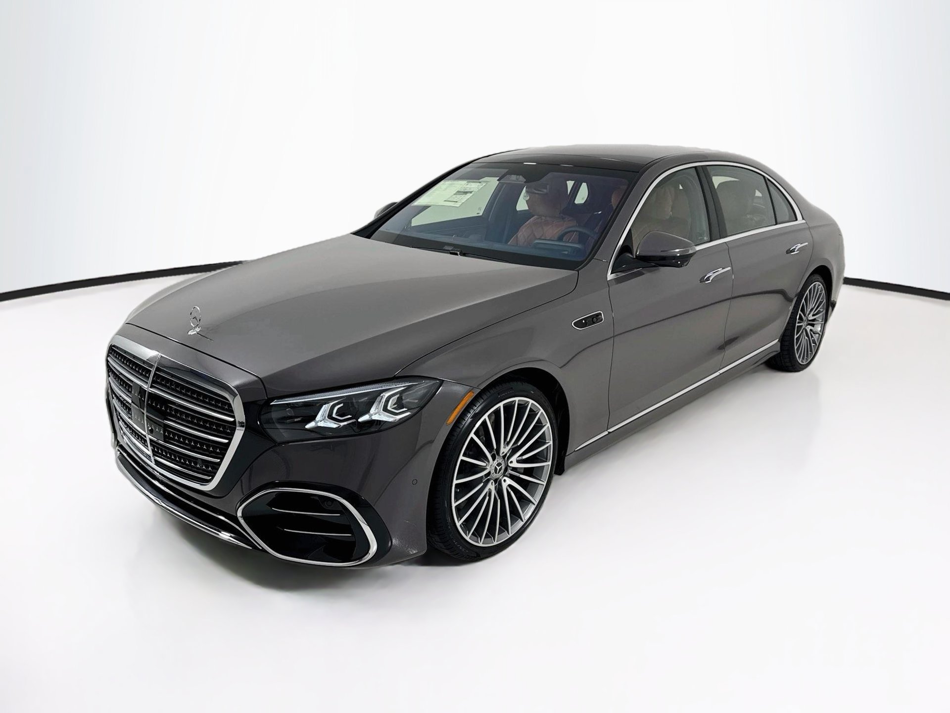 New 2027 Mercedes-Benz S 580 4MATIC Sedan image 3